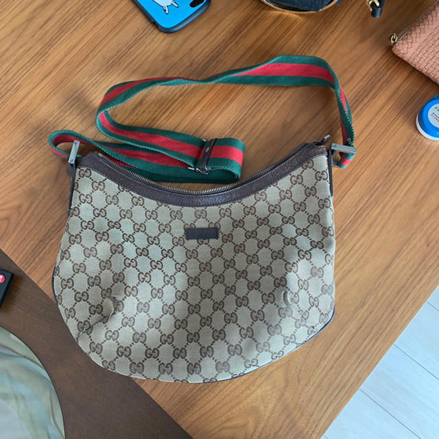 Gucci(グッチ)のGUCCI ショルダーバッグ レディースのバッグ(ショルダーバッグ)の商品写真