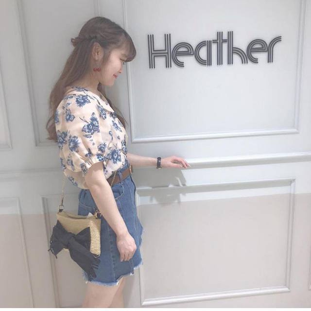 heather(ヘザー)のHeather 花柄 ブラウス トップス レディースのトップス(シャツ/ブラウス(半袖/袖なし))の商品写真