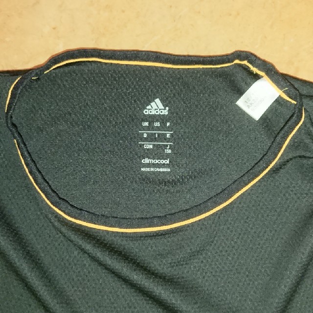 adidas(アディダス)のアディダスTシャツ150 キッズ/ベビー/マタニティのキッズ服男の子用(90cm~)(Tシャツ/カットソー)の商品写真