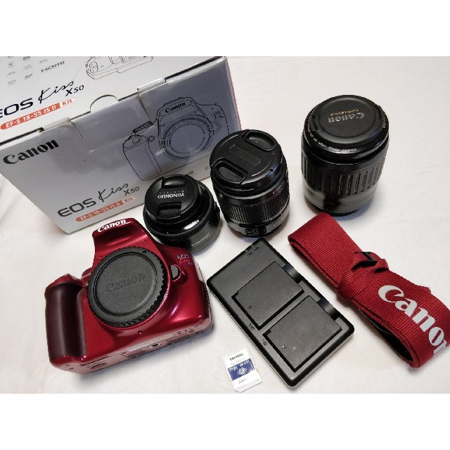 Canon(キヤノン)の【単焦点レンズ付き】Canon EOS X50【Wi-Fi SD】 スマホ/家電/カメラのカメラ(デジタル一眼)の商品写真