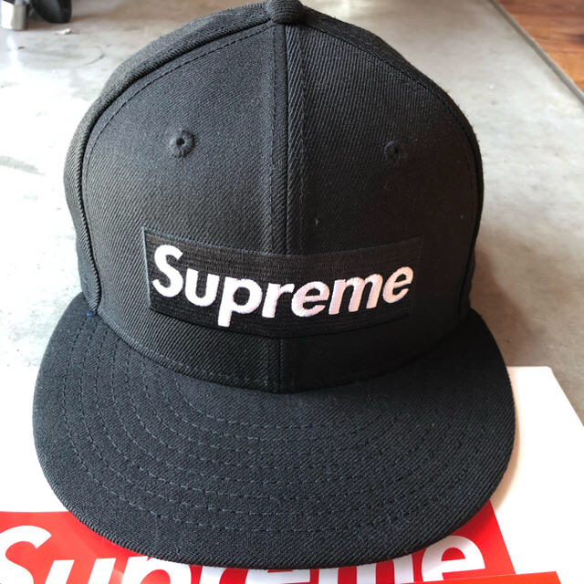 Supreme/Playboy Box Logo New Era 7-3/8