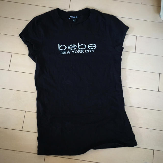 BeBe(ベベ)の☆専用☆【新品未使用】bebe ブラックTシャツ レディースのトップス(Tシャツ(半袖/袖なし))の商品写真