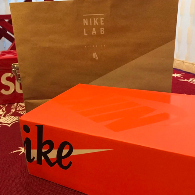 NIKE(ナイキ)のSacai× Blazer yellow 30cm メンズの靴/シューズ(スニーカー)の商品写真