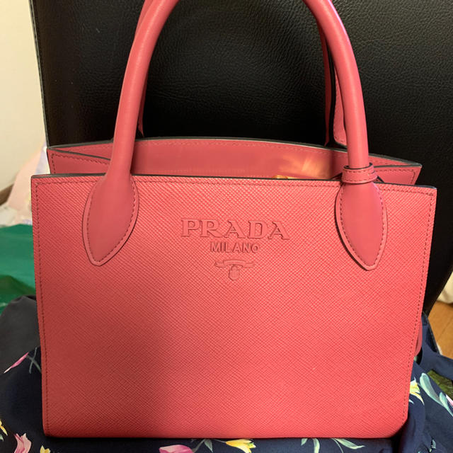 値引きする PRADA - 専用 ハンドバッグ 値引きする PRADA - 専用 ハンドバッグ