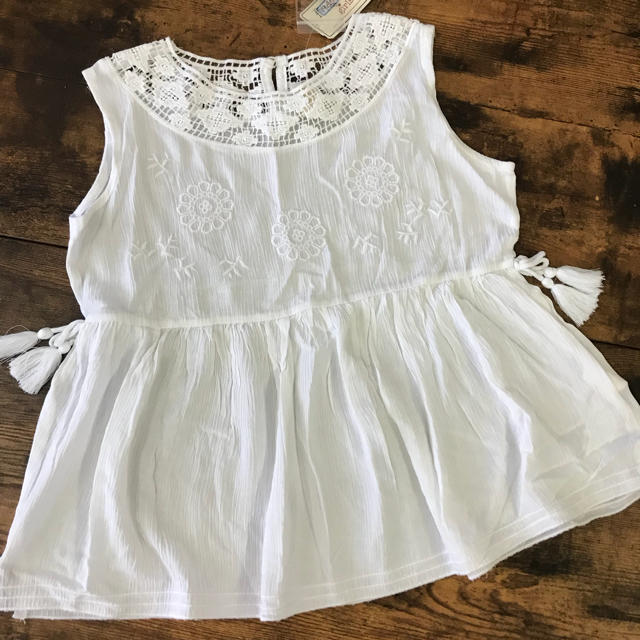 FOREVER 21(フォーエバートゥエンティーワン)のトップス 150センチ 新品 キッズ/ベビー/マタニティのキッズ服女の子用(90cm~)(Tシャツ/カットソー)の商品写真