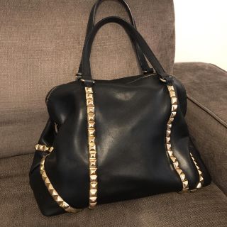 ザラ(ZARA)のZARA スタッズ ブラック ミニボストンバッグ(ボストンバッグ)