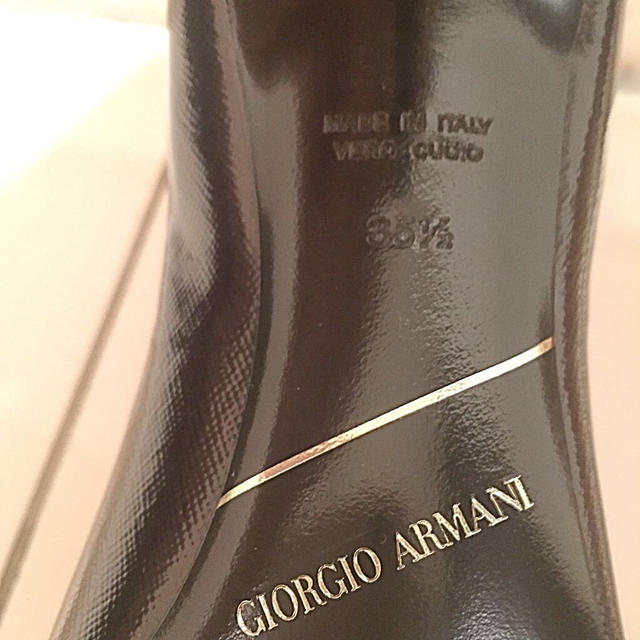 Giorgio Armani(ジョルジオアルマーニ)の【大幅値下げ】ジョルジオアルマーニ 新品 レディースの靴/シューズ(ハイヒール/パンプス)の商品写真