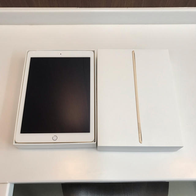 美品 iPad Air2 32gb セルラーモデル docomo 完済済み