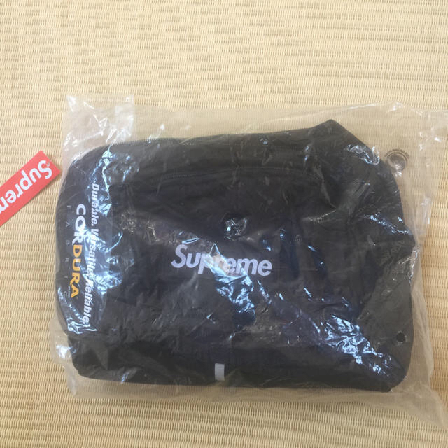 Supreme(シュプリーム)のsupreme 19ss shoulder bag ショルダーバッグ ブラック メンズのバッグ(ショルダーバッグ)の商品写真