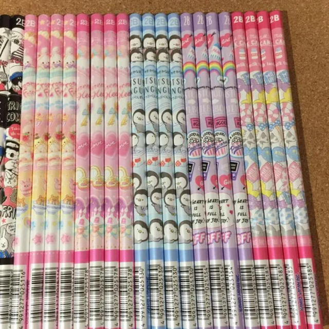 かわいい鉛筆 日本製 2b 28本の通販 By ぽっぽ S Shop ラクマ
