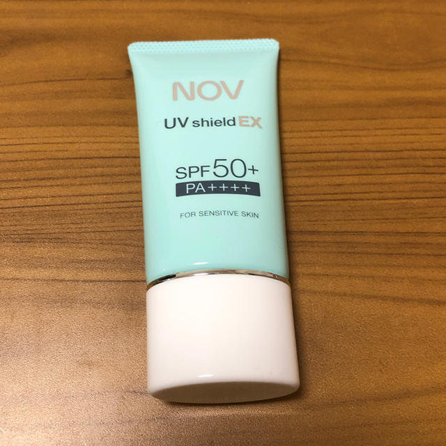 NOV(ノブ)のNOV  UVシールドEX SPF50+ PA++++ コスメ/美容のボディケア(日焼け止め/サンオイル)の商品写真