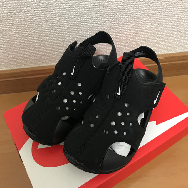 NIKE(ナイキ)のNIKE ベビーサンダル 14センチ キッズ/ベビー/マタニティのベビー靴/シューズ(~14cm)(サンダル)の商品写真