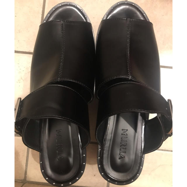 MURUA(ムルーア)のMURUA ベルテッドサンダル ブラック 週末最終値下げ レディースの靴/シューズ(サンダル)の商品写真