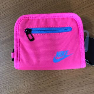 ナイキ(NIKE)のNIKE ヘリテージウォレット(財布)