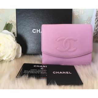 シャネル(CHANEL)の＊美品！可愛い❤︎＊CHANEL シャネル キャビアスキン 折財布(折り財布)