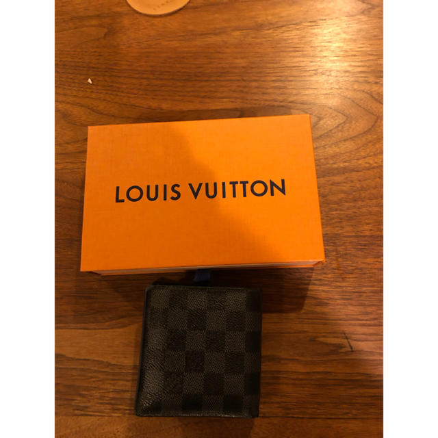 LOUIS VUITTON(ルイヴィトン)のルイヴィトン メンズ 財布 メンズのファッション小物(折り財布)の商品写真