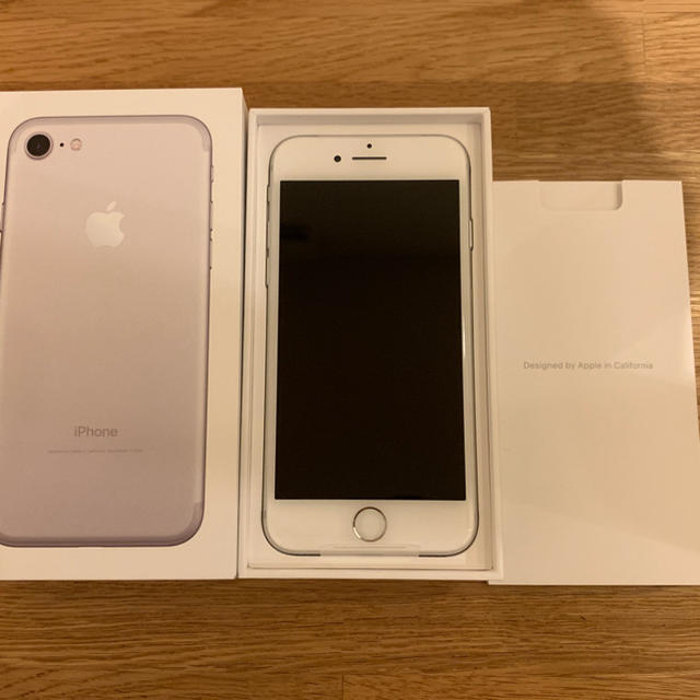 新品未使用 iPhone7 32GB SIMフリー シルバー