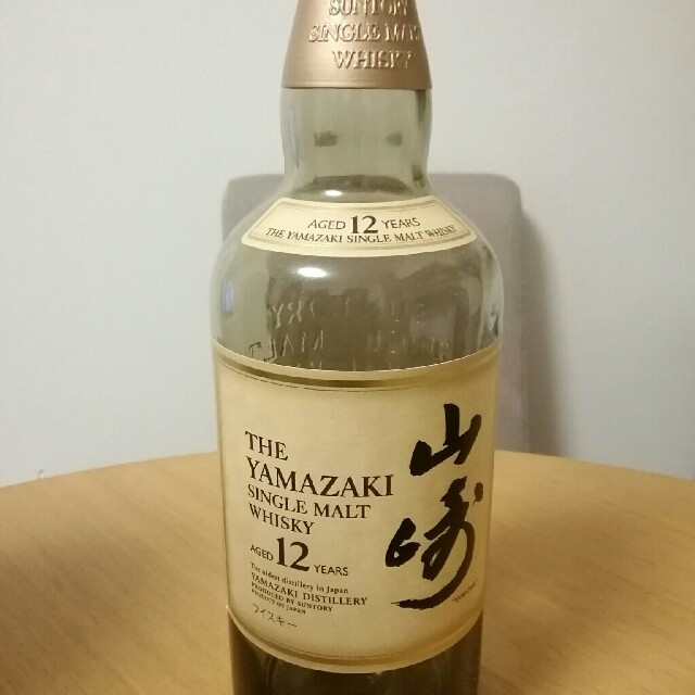 サントリー(サントリー)の山崎18年　山崎12年　　空ビン　空瓶 食品/飲料/酒の酒(ウイスキー)の商品写真