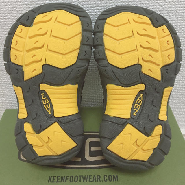 KEEN(キーン)のKEEN サンダル  キッズ 15cm keen ニューポート スポーツサンダル キッズ/ベビー/マタニティのキッズ靴/シューズ(15cm~)(サンダル)の商品写真