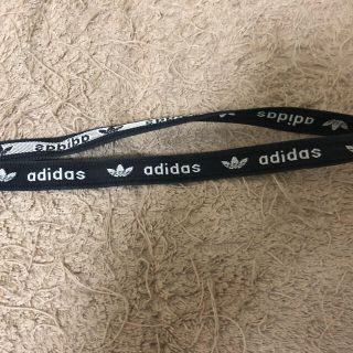 アディダス(adidas)のアディダスのストラップ(ストラップ/イヤホンジャック)