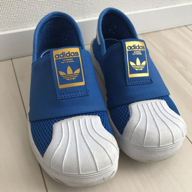 adidas(アディダス)のadidasスニーカー 専用 キッズ/ベビー/マタニティのベビー靴/シューズ(~14cm)(スニーカー)の商品写真