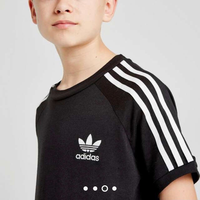 adidas(アディダス)のカリフォルニア tシャツ  キッズ/ベビー/マタニティのキッズ服男の子用(90cm~)(Tシャツ/カットソー)の商品写真