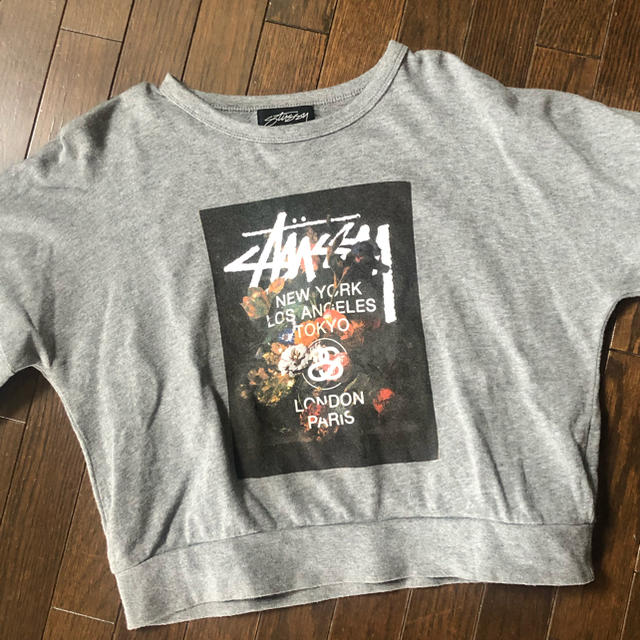 STUSSY(ステューシー)のstussy レディースのトップス(Tシャツ(半袖/袖なし))の商品写真