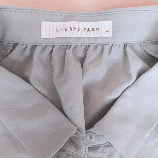 LOWRYS FARM(ローリーズファーム)のローリーズファーム シャツ 5分袖 レディースのトップス(シャツ/ブラウス(半袖/袖なし))の商品写真