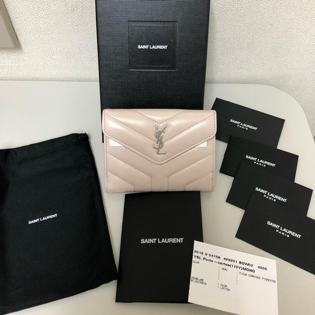 Saint Laurent(サンローラン)の［正規品］Yves Saint Laurent 二つ折り財布 レディースのファッション小物(財布)の商品写真