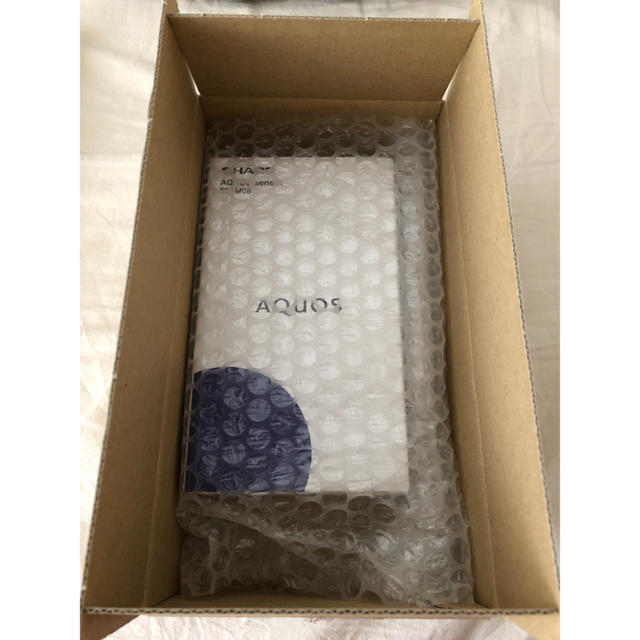 新品 未使用 未開封 未通電 AQUOS sense2 SH-M08