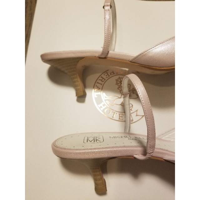 MICHEL KLEIN(ミッシェルクラン)の♡パステルピンク♡ パンプス　ヒール5センチ レディースの靴/シューズ(ハイヒール/パンプス)の商品写真