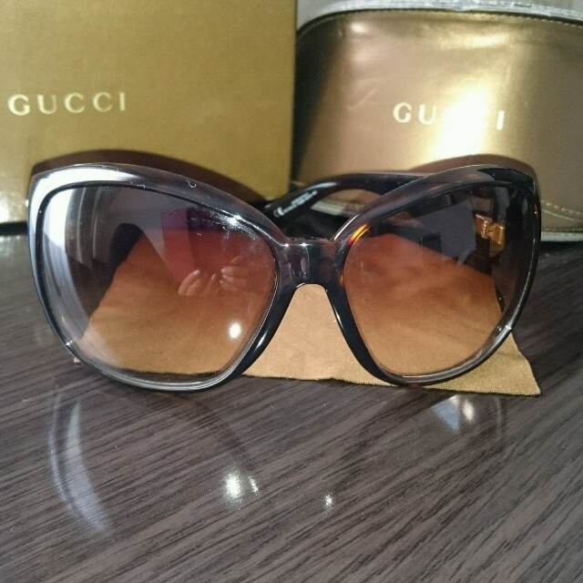 ５５％以上節約 Gucci - GUCCIのサングラス サングラス+メガネ