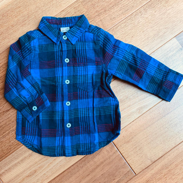 petit main(プティマイン)の子供用 チェックシャツ キッズ/ベビー/マタニティのベビー服(~85cm)(シャツ/カットソー)の商品写真