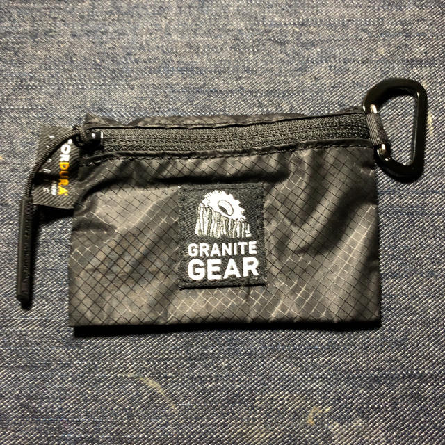 GRANITE GEAR(グラナイトギア)のGRANITE GEAR ウォレット ブラック&パープル セット スポーツ/アウトドアのアウトドア(登山用品)の商品写真