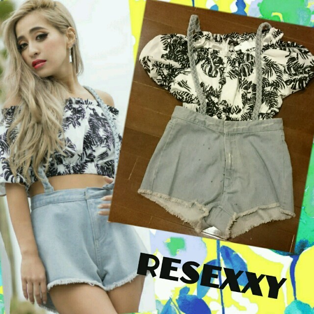 RESEXXY(リゼクシー)の♡今季♡大人気SET♡ レディースのトップス(Tシャツ(半袖/袖なし))の商品写真