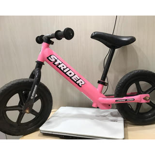 あっすぅ様専用   STRIDER ストライダー  ピンク(自転車)