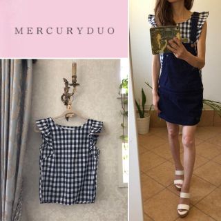 マーキュリーデュオ(MERCURYDUO)のお値下げ！マーキュリーデュオ ギンガムフリルブラウス ネイビー×ホワイト(シャツ/ブラウス(半袖/袖なし))