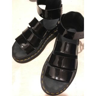 ドクターマーチン(Dr.Martens)のDr.martens CLARISSA PATENT/サンダル エナメル(サンダル)