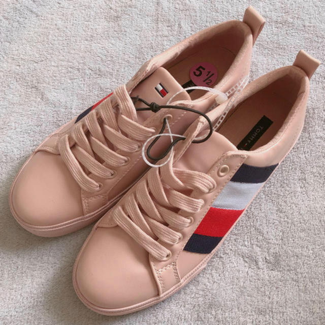 TOMMY HILFIGER(トミーヒルフィガー)の【ニキ❤️様専用】TOMMY HILFIGER スニーカー レディースの靴/シューズ(スニーカー)の商品写真