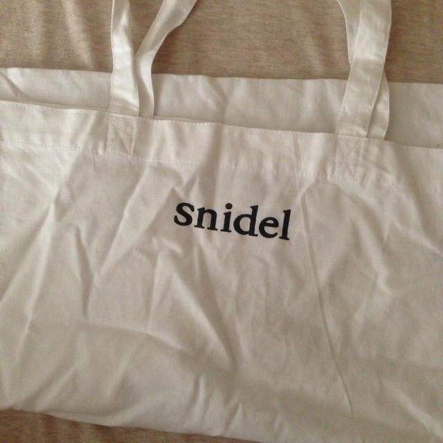 SNIDEL(スナイデル)のsnidel 新宿ルミネ店限定エコバッグ レディースのバッグ(エコバッグ)の商品写真