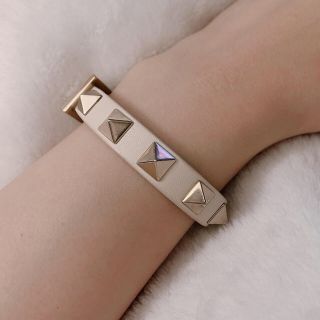 VALENTINO - hazuki様専用 VALENTINO レザーブレスレットの通販 by