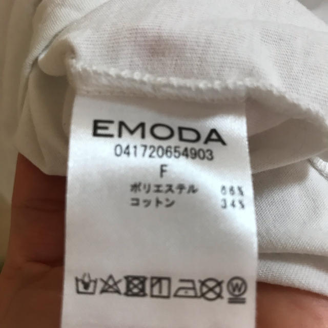 EMODA(エモダ)のTシャツ EMODA レディースのトップス(Tシャツ(半袖/袖なし))の商品写真