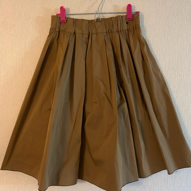 Adam et Rope'(アダムエロぺ)のリバーシブルスカート レディースのスカート(ひざ丈スカート)の商品写真