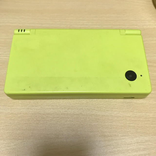 ニンテンドーDS(ニンテンドーDS)の任天堂 DSi エンタメ/ホビーのゲームソフト/ゲーム機本体(家庭用ゲーム機本体)の商品写真