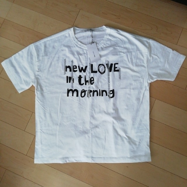 ZARA(ザラ)のZARA  オーバーサイズ　Tシャツ レディースのトップス(Tシャツ(半袖/袖なし))の商品写真