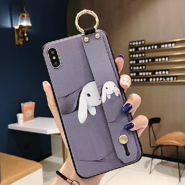 iPhoneXR専用ケース ハンドベルト付き かわいいウサギ柄の通販 by HIRO's shop｜ラクマ