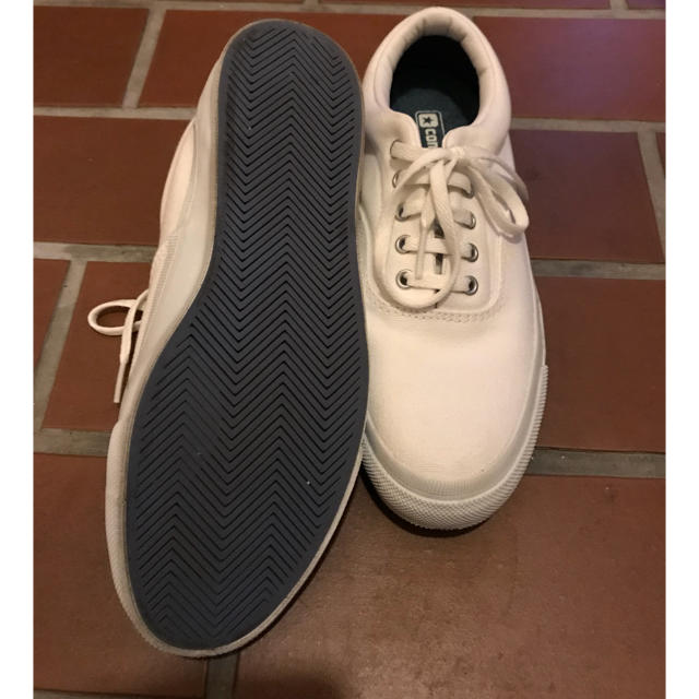 CONVERSE(コンバース)のほぼ未使用コンバース 白スニーカー メンズの靴/シューズ(スニーカー)の商品写真