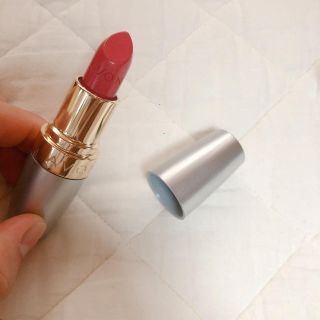 エイボン(AVON)のAVON リップスティック(口紅)