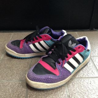 アディダス(adidas)のadidas スニーカー(スニーカー)