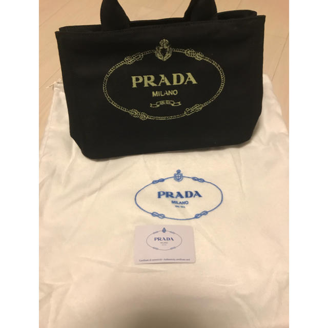 海外最新 超美品 プラダ PRADA カナパ トートバッグ 海外最新 超美品 プラダ PRADA カナパ トートバッグ